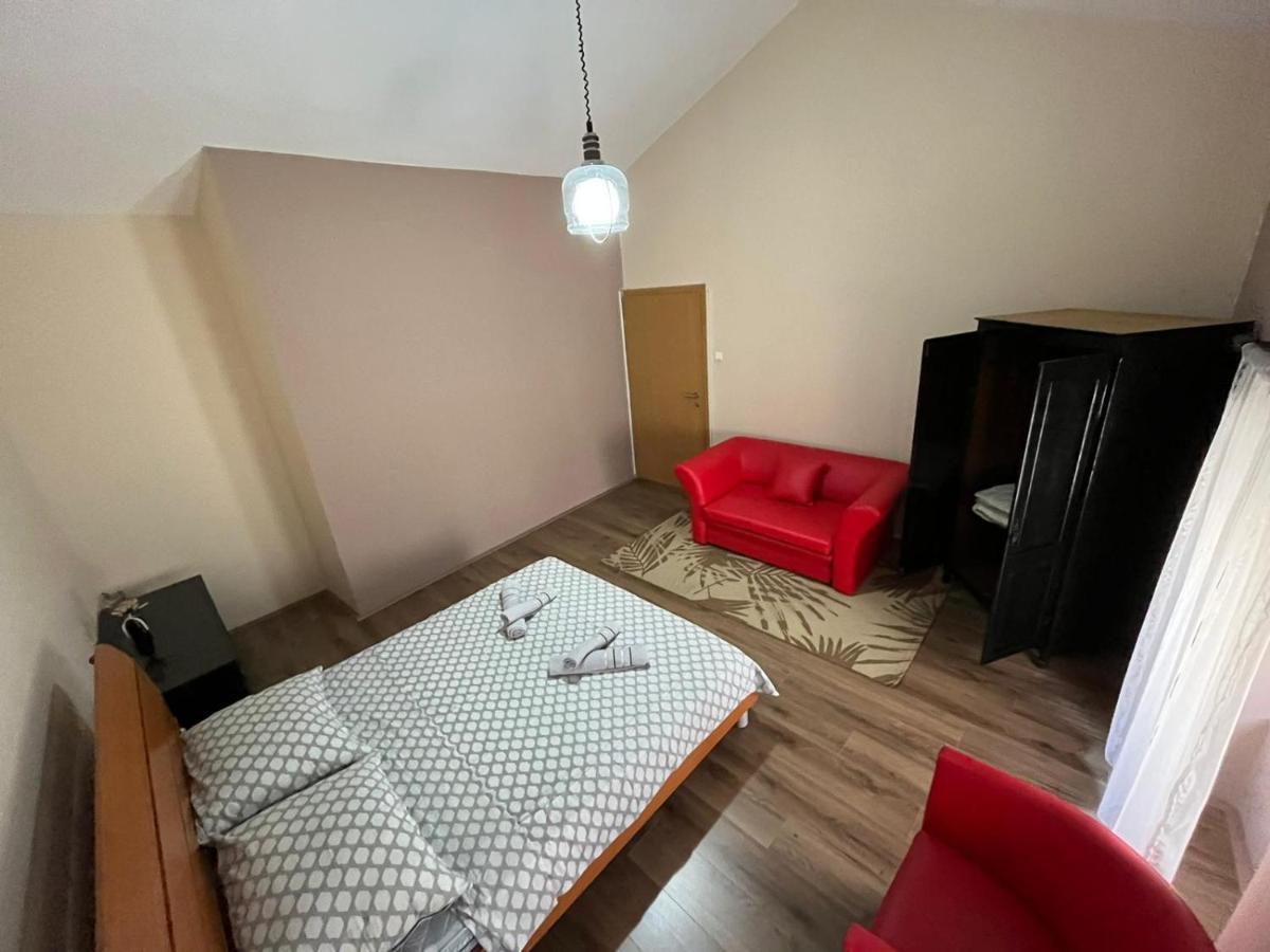 Old Town Apartment ميدولين المظهر الخارجي الصورة