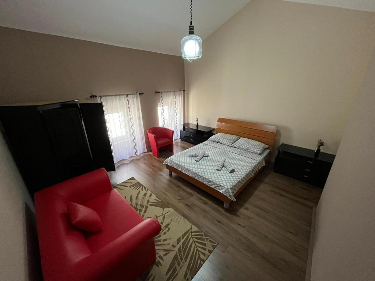 Old Town Apartment ميدولين المظهر الخارجي الصورة
