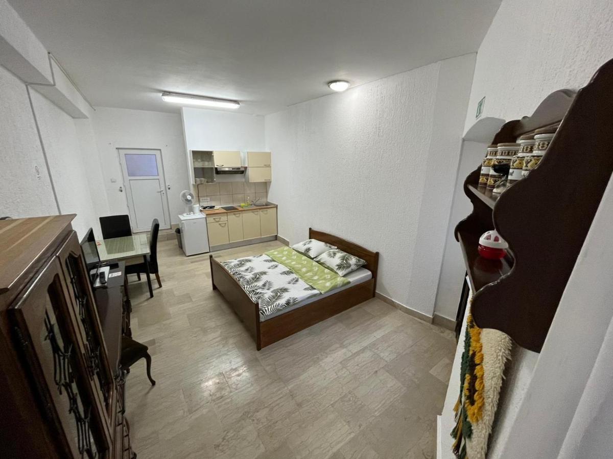 Old Town Apartment ميدولين المظهر الخارجي الصورة